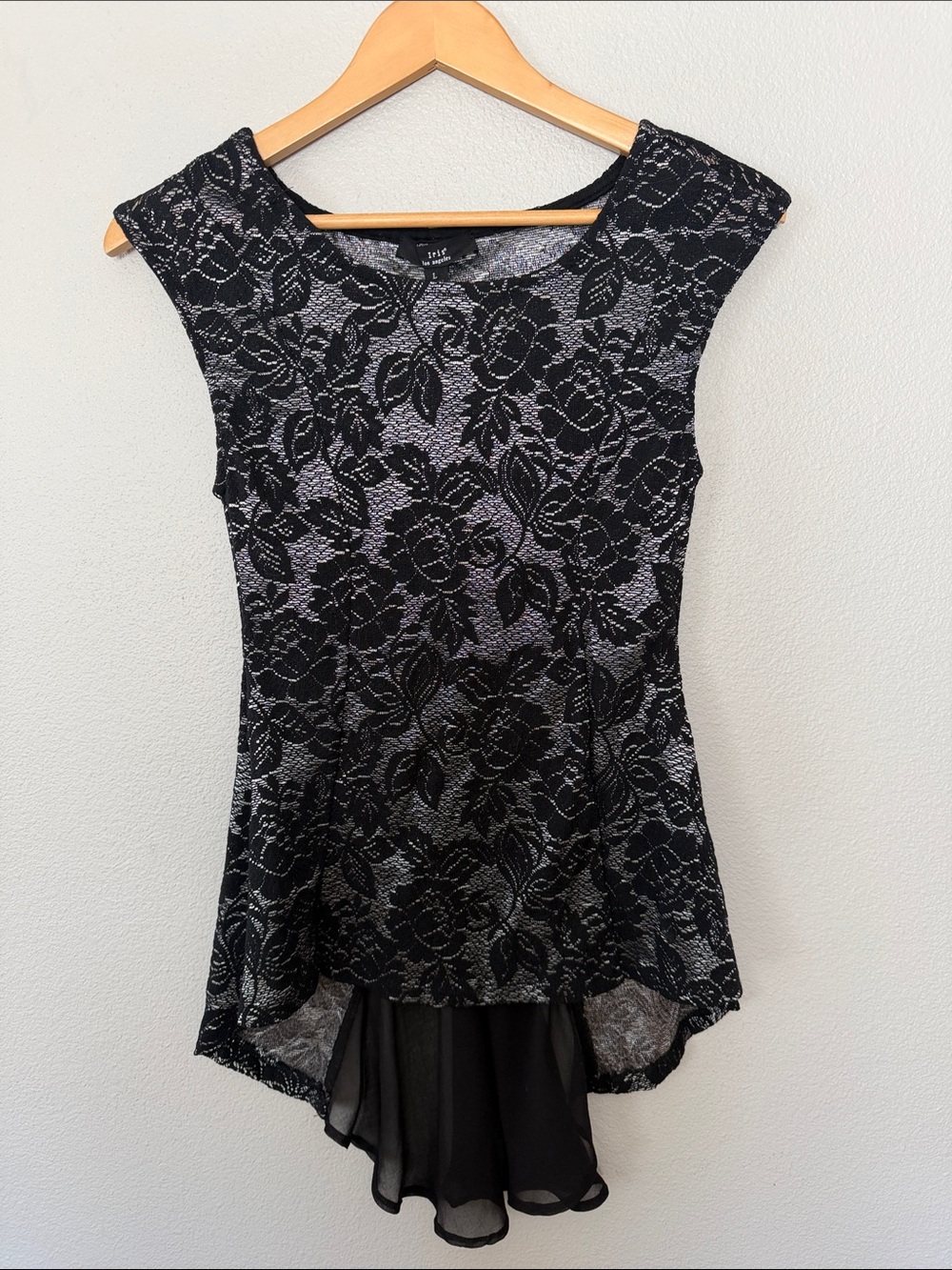 Iris Black Floral Lace High-Low Tank Top Large Dark Coquette Wismsigoth